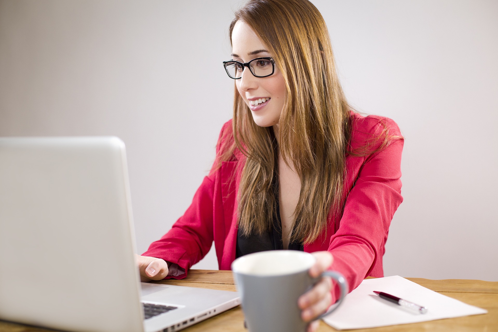 lady and laptop